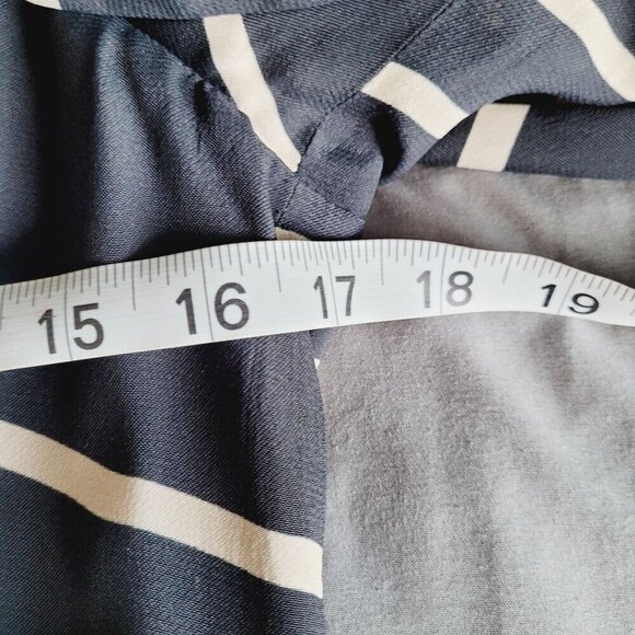 C/MEO Collective Romper Size Large Long Sleeve Stripe Cold Shoulder Cut Out - Picture 8 of 10